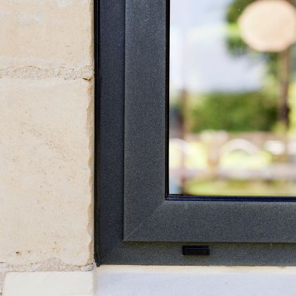 Alitherm 300 Aluminium Window in Shut Position